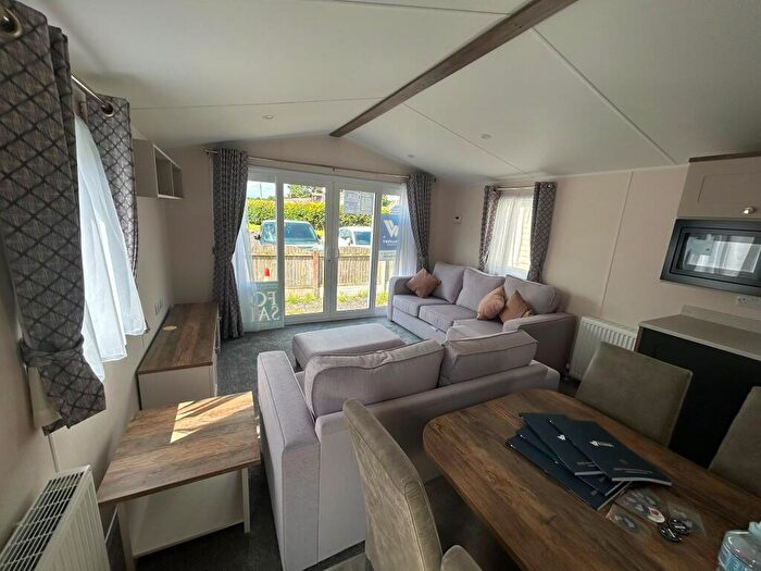2 Bedroom Caravan For Sale In Townfoot, Ecclefechan, Lockerbie, Dumfries & Galloway, DG11