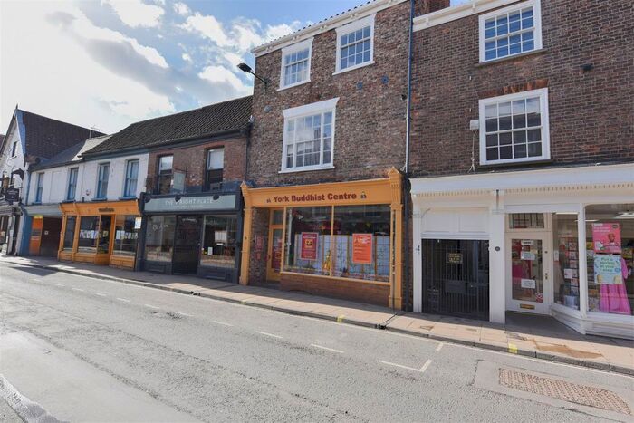 2 Bedroom Flat To Rent In Walmgate, York, YO1