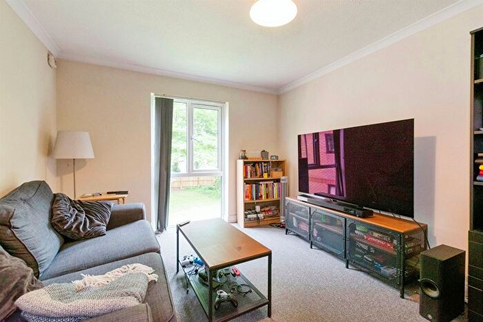 1 Bedroom Flat For Sale In Gresley Lodge, Old North Road, Royston, SG8