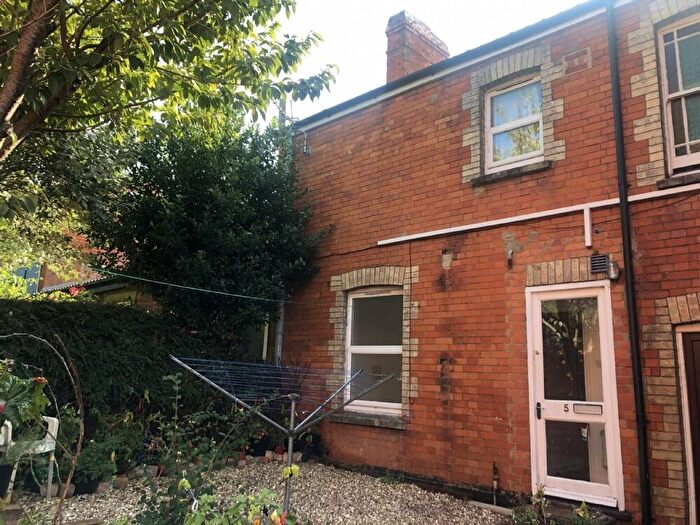 1 Bedroom Flat To Rent In Street Road, Glastonbury, BA6