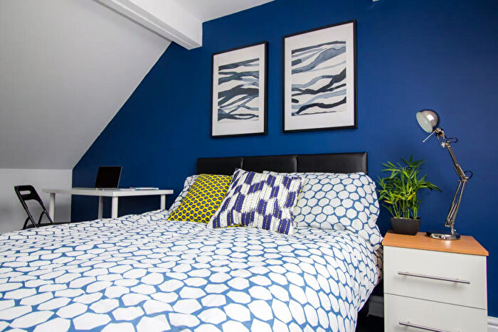 5 Bedroom House Of Multiple Occupation For Sale In J J Thomson Mews, Fallowfield, Manchester, M14