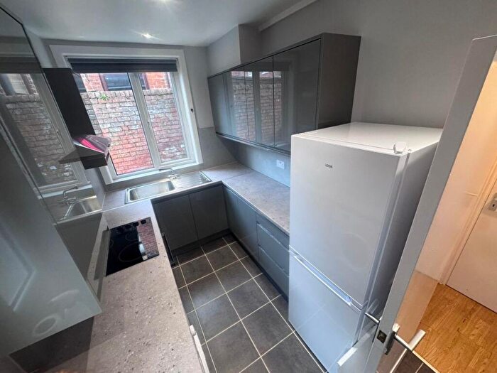 4 Bedroom Terraced House To Rent In Brook Street, Fulwood, Preston, PR2