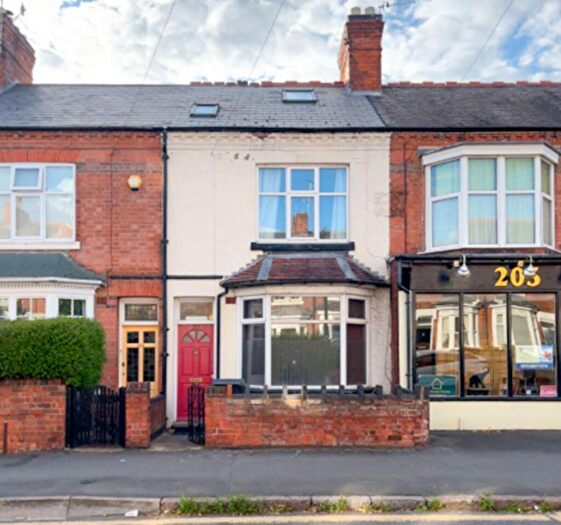 5 Bedroom Terraced House To Rent In Clarendon Park Road, Leicester, LE2