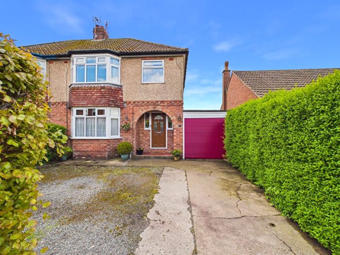 3 Bedroom Semi-detached House For Sale In Spencers Way, Driffield, YO25