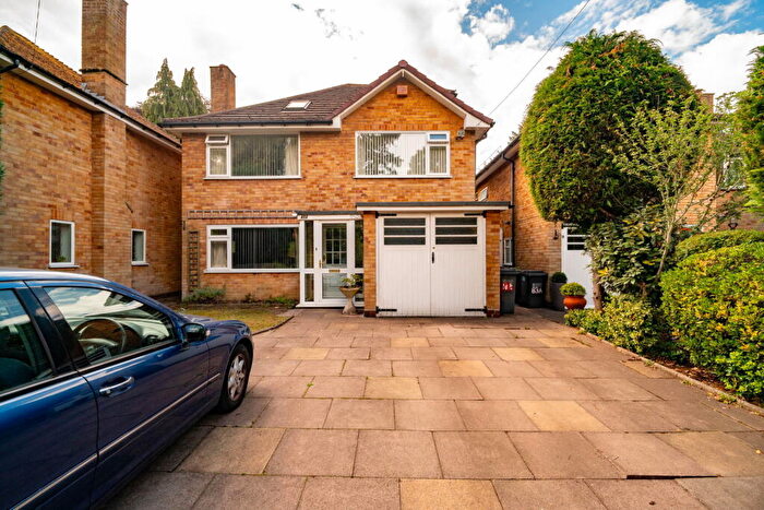 5 Bedroom Detached House For Sale In Lode Lane, Solihull, B91