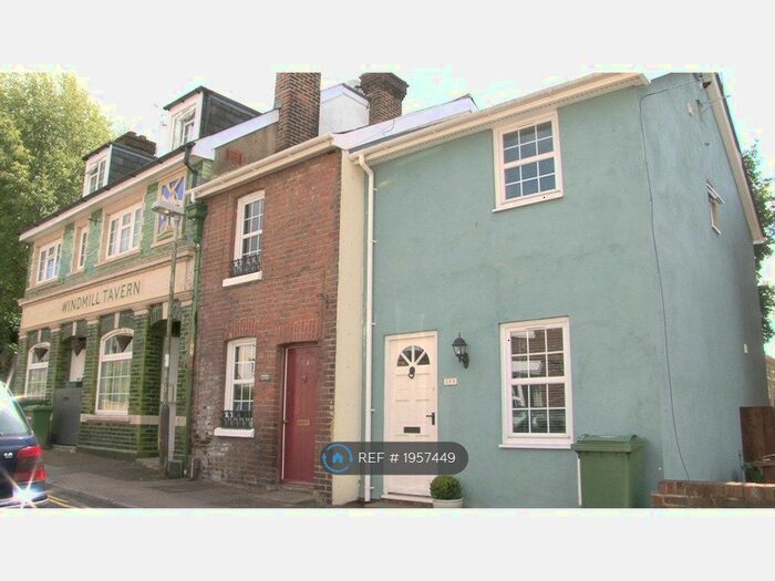 2 Bedroom End Of Terrace House To Rent In North Street, Tunbridge Wells, TN2