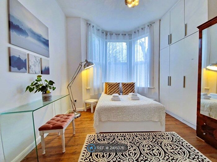 1 Bedroom Flat To Rent In Bulwer Road, London, E11