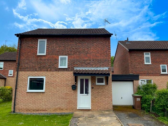 3 Bedroom Detached House To Rent In Howard Close, Daventry, Northants, NN11