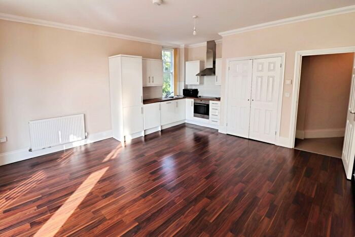 2 Bedroom Flat To Rent In Burnham House, Elms Road, Knighton, Leicester, LE2