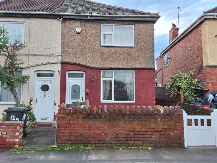 2 Bedroom End Of Terrace House To Rent In Queens Crescent, Edlington, Doncaster, DN12