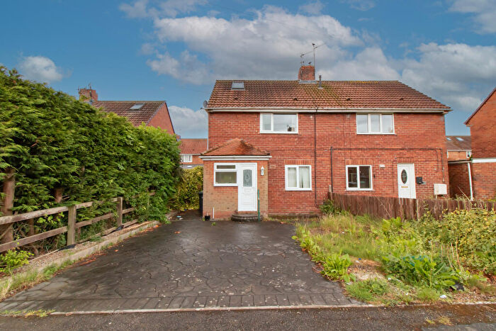 3 Bedroom Semi-Detached House For Sale In Valley Drive, Esh Winning, Durham, County Durham, DH7