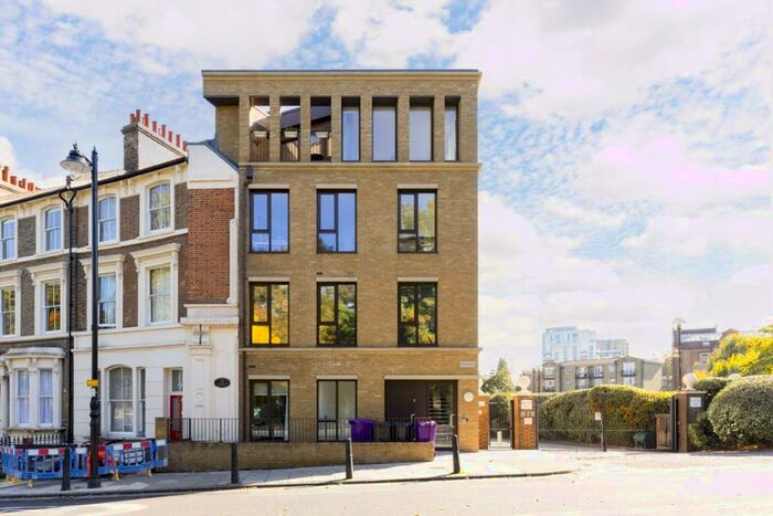 Studio To Rent In Old Ford Road, Victoria Park, E3