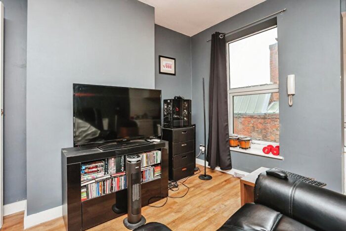 1 Bedroom Flat For Sale In Hughenden Drive, Leicester, Leicestershire, LE2