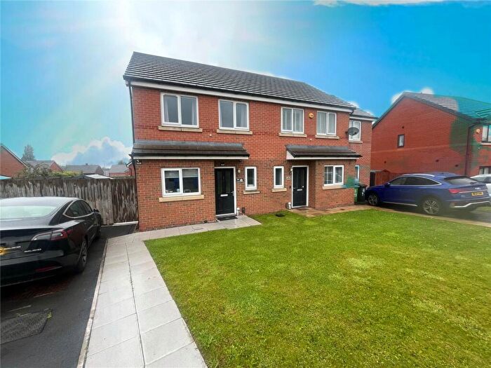 2 Bedroom Semi-Detached House For Sale In Brandlehow Drive, Middleton, Manchester, M24