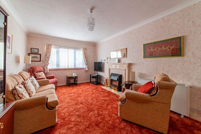 1 Bedroom Apartment For Sale In Green Lane, The Fountains Green Lane, L39