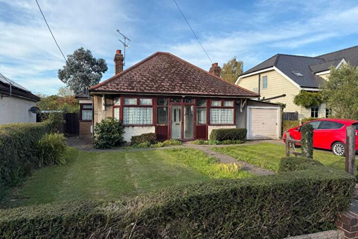 2 Bedroom Detached Bungalow For Sale In Coxtie Green Road, Pilgrims Hatch, CM14