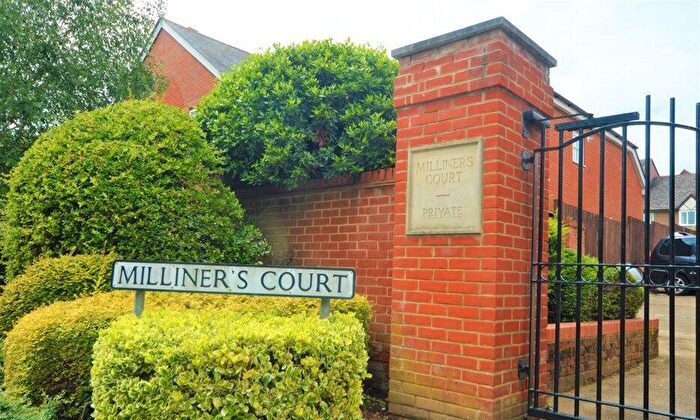 3 Bedroom House To Rent In Milliners Court, Lattimore Road, St Albans, AL1