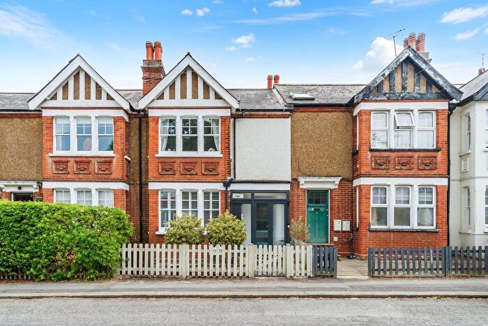 2 Bedroom Terraced House For Sale In Church Road, Epsom, KT17