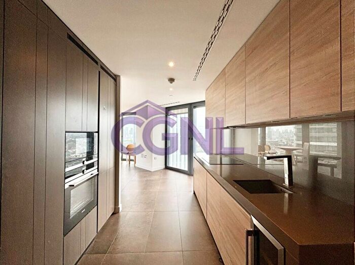 2 Bedroom Flat To Rent In Chronicle Tower, City Road, Islington, London, EC1V