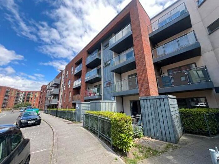 1 Bedroom Flat To Rent In John Thornycroft Road, Southampton, SO19