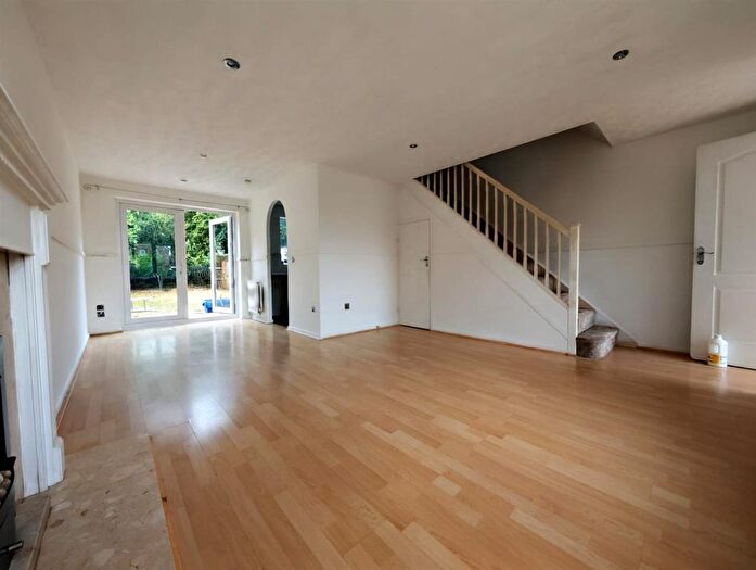3 Bedroom Property To Rent In Caernarfon Drive, Nuneaton, CV11