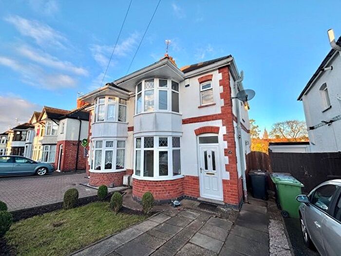 3 Bedroom Semi-Detached House To Rent In Ryde Avenue, Nuneaton, CV10