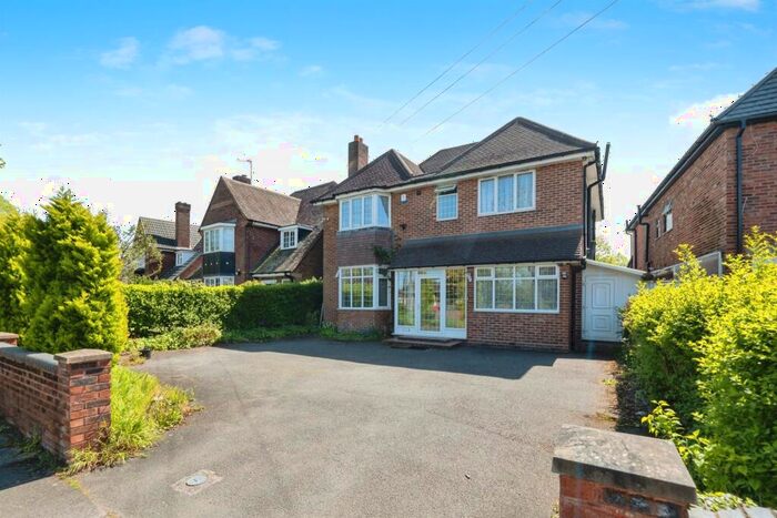 4 Bedroom Detached House For Sale In Vernon Avenue, Birmingham, B20