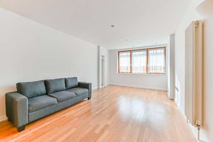 2 Bedroom Flat To Rent In London Road, Croydon, CR0