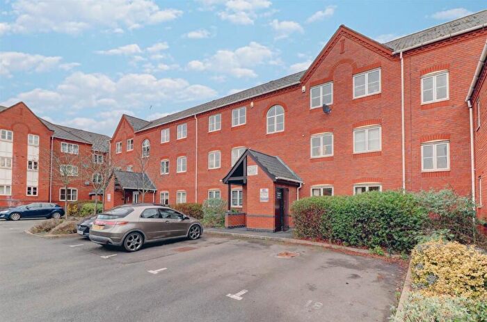 2 Bedroom Flat To Rent In Gas Street, Leamington Spa, CV31