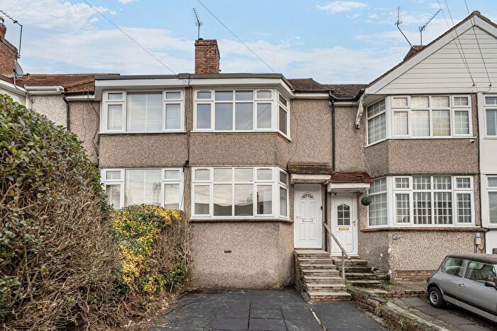 2 Bedroom Terraced House For Sale In Sunland Avenue, Bexleyheath, DA6