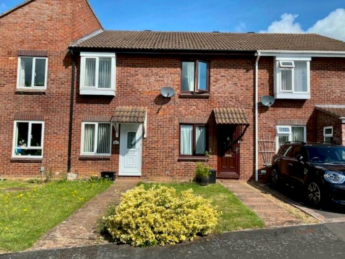 2 Bedroom Terraced House To Rent In Laburnum Close, Frome, BA11