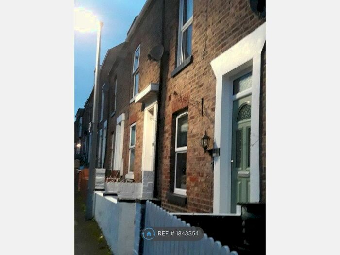 3 Bedroom Terraced House To Rent In Raglan Terrace, Whitby, YO21