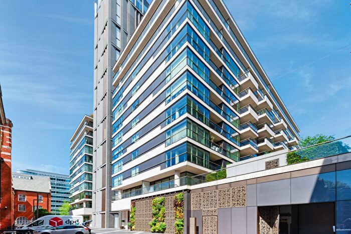 1 Bedroom Flat To Rent In Tower Bridge, Balmoral House, Earls Way, London, SE1