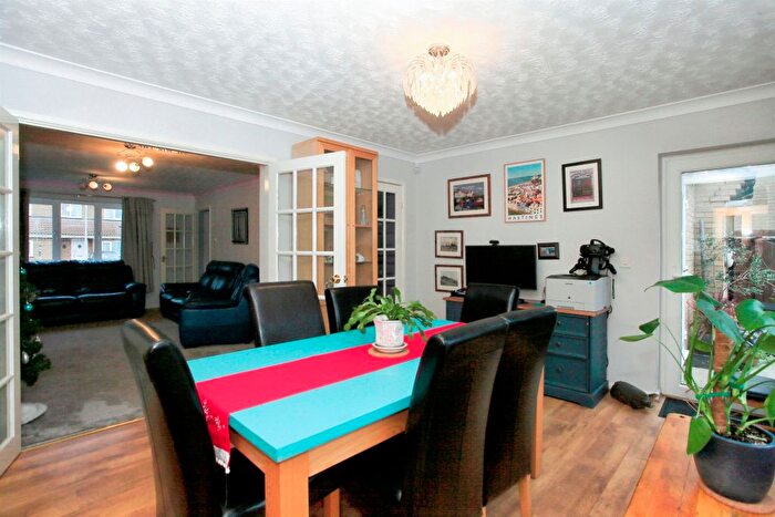4 Bedroom Detached House For Sale In Brackenwood, Orton Wistow, Peterborough, PE2