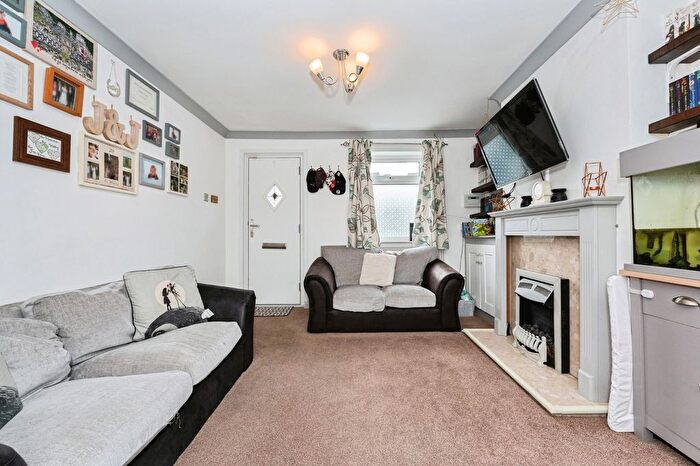 2 Bedroom End Of Terrace House For Sale In Lower Higham Road, Kent, DA12