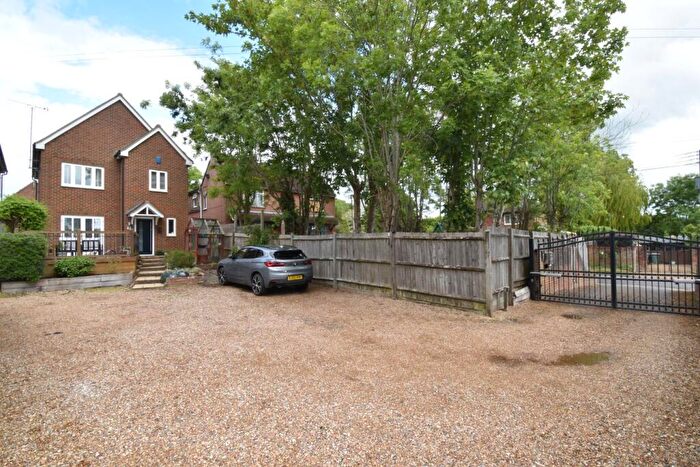5 Bedroom Detached House For Sale In Station Road, Harrietsham, ME17