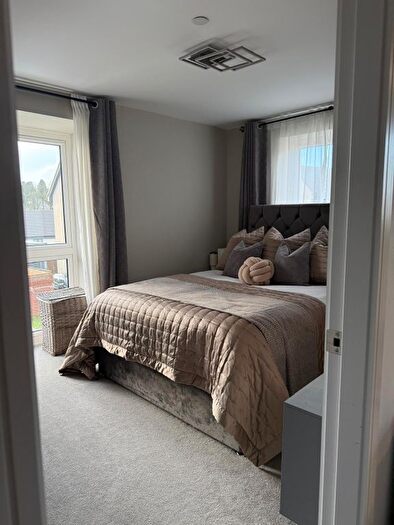 3 Bedroom Semi-detached House To Rent In Waun Fawr, Cwmrhydyceirw, Swansea, SA6