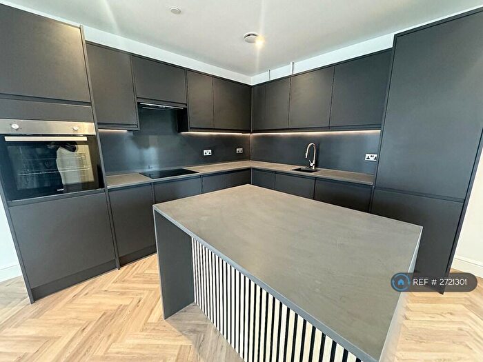 2 Bedroom Flat To Rent In Heath, Cardiff, CF14