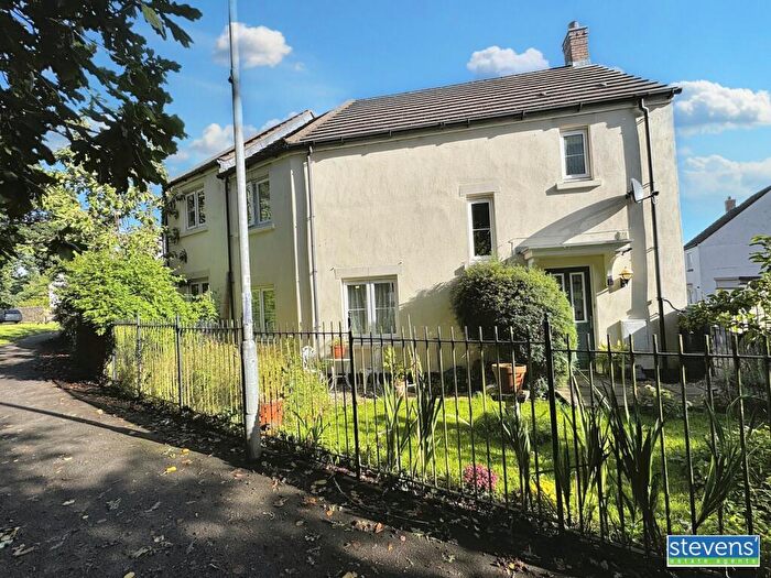 3 Bedroom Semi-Detached House For Sale In Oldham Road, Hatherleigh, Okehampton, Devon, EX20