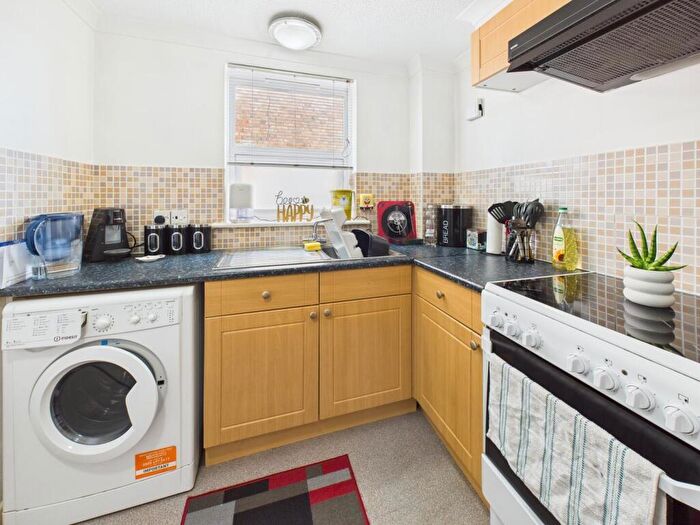 1 Bedroom Apartment For Sale In Watermoor Road, Cirencester, GL7