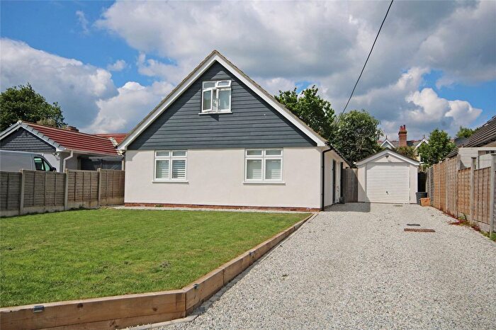 3 Bedroom Detached House For Sale In Duncan Road, New Milton, Hampshire, BH25