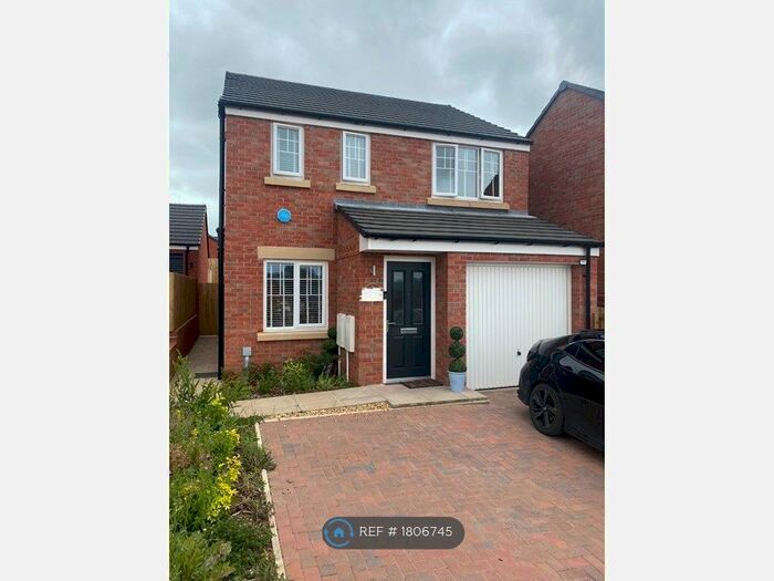 3 Bedroom Detached House To Rent In Harris View, Stone, ST15