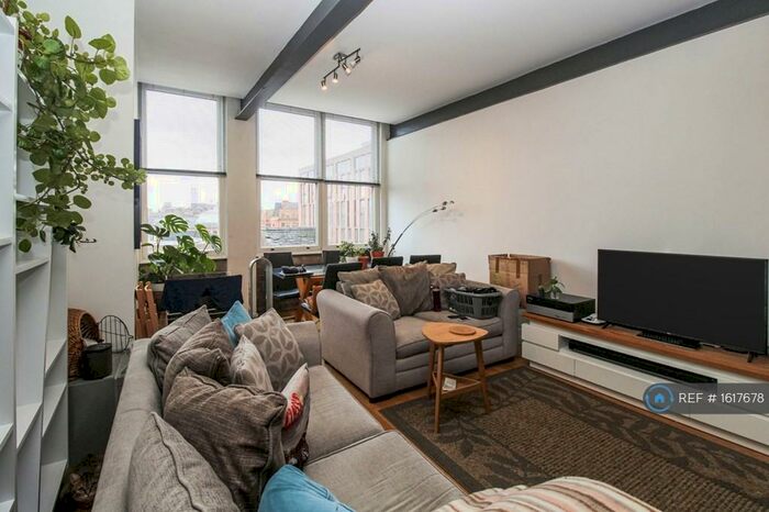 2 Bedroom Flat To Rent In Church Street, Manchester, M4