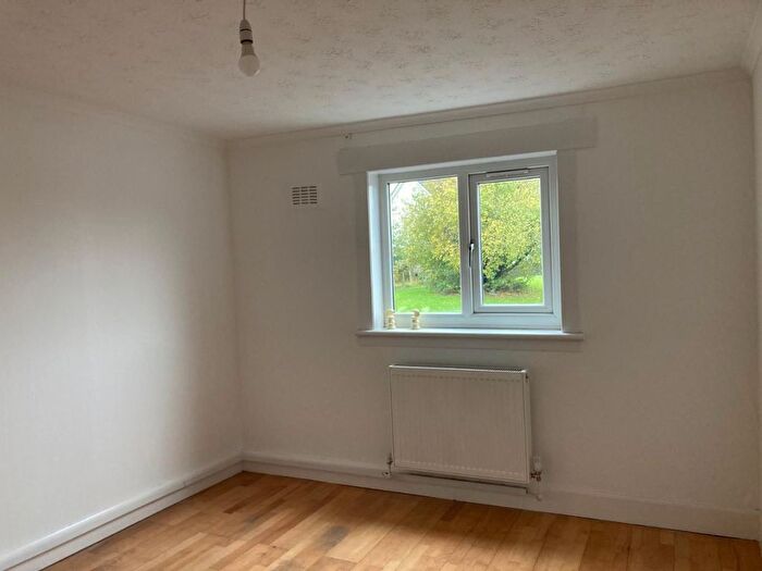 3 Bedroom Flat To Rent In Rosemount Street, Glasgow, G21