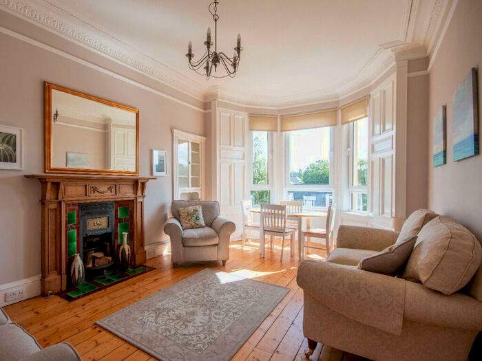 2 Bedroom Flat To Rent In Cowan Road, Shandon, Edinburgh, EH11