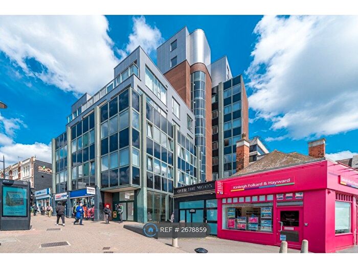 2 Bedroom Flat To Rent In Broadway House, Bromley, BR1