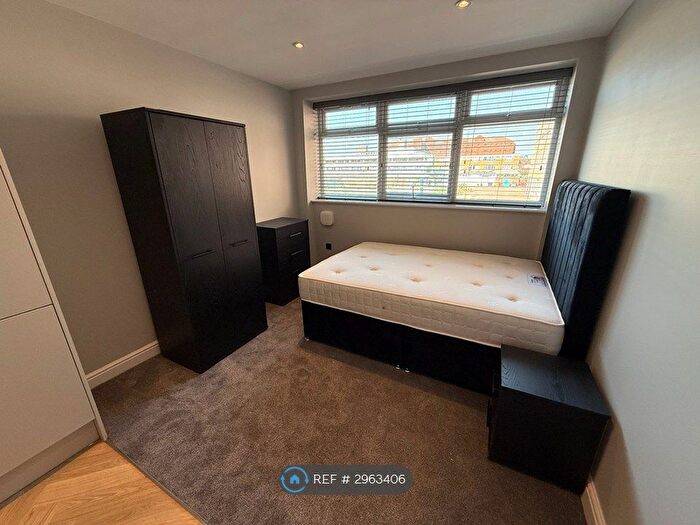 Studio To Rent In College Road, Doncaster, DN1