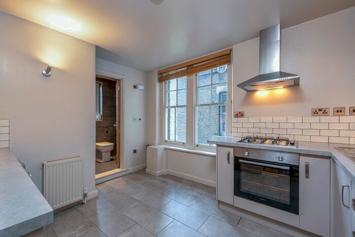 1 Bedroom Flat To Rent In Waterloo Terrace, London, N1