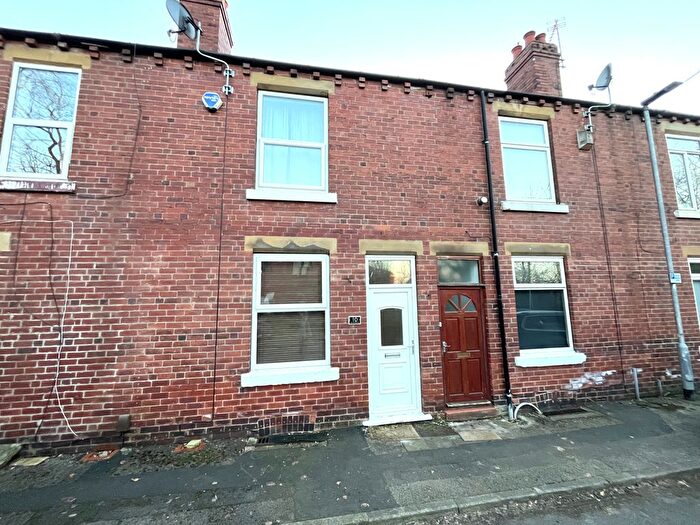 2 Bedroom Terraced House To Rent In Acme Terrace, Wakefield, WF1