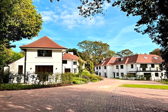 2 Bedroom Flat For Sale In Wells Place, West Chiltington, West Sussex, RH20